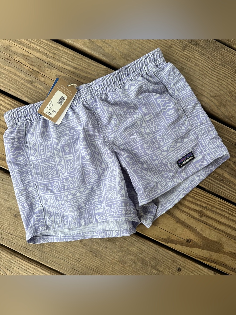 Patagonia Girls' Baggies Shorts Mud Paint:
Beluga Aztec Purple L 12